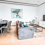 360 Heights, Gym & Pool Διαμέρισμα
